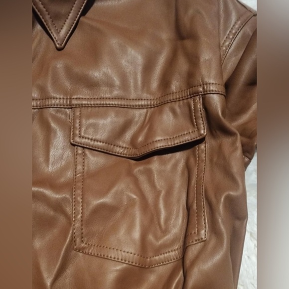 Zara Women’s Brown Faux Leather Women's Shacket Size Large Snap Front NWT - Picture 6 of 10